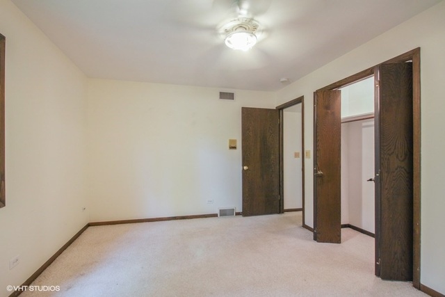 5918 Clarendon Hills Road Willowbrook, IL 60527 - Photo 12 of 26