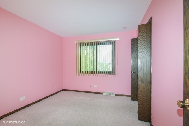 5918 Clarendon Hills Road Willowbrook, IL 60527 - Photo 15 of 26
