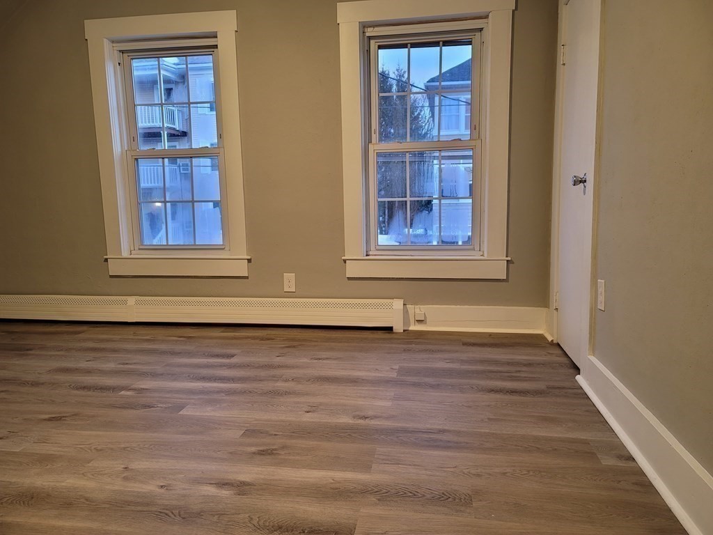 10 Elm Street Webster, MA 01570 - Photo 20 of 32