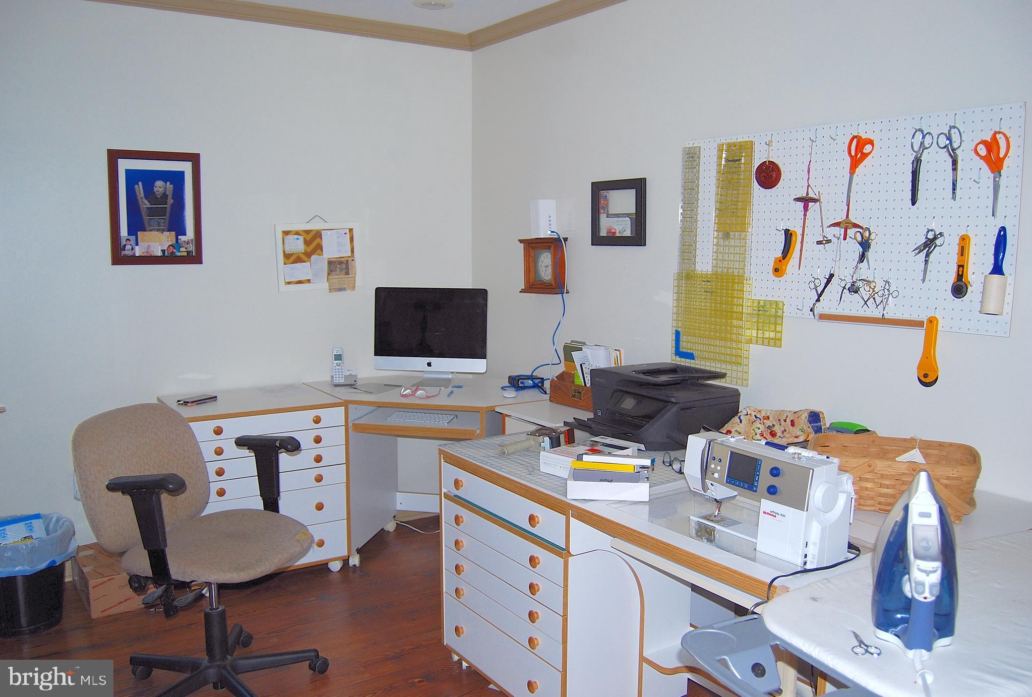 1012 Hartman Road Reading, PA 19606 - Photo 20 of 59 Craft room / Office / Fifth bedroom