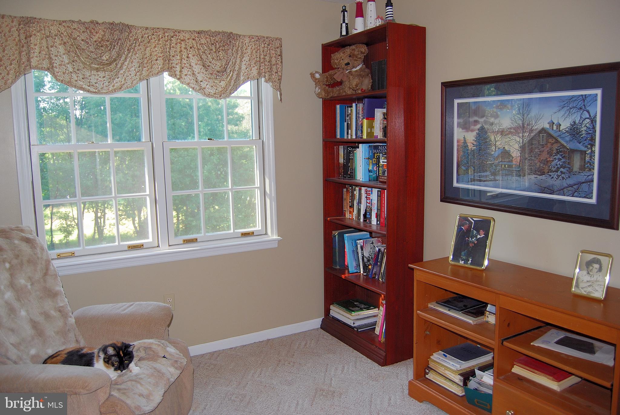1012 Hartman Road Reading, PA 19606 - Photo 36 of 59 MBR sitting room
