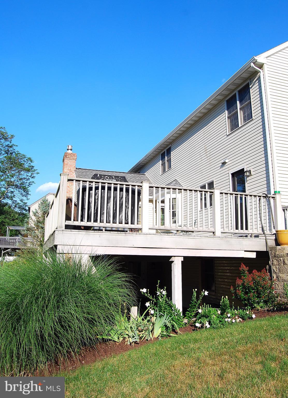 1012 Hartman Road Reading, PA 19606 - Photo 44 of 59 Rear deck