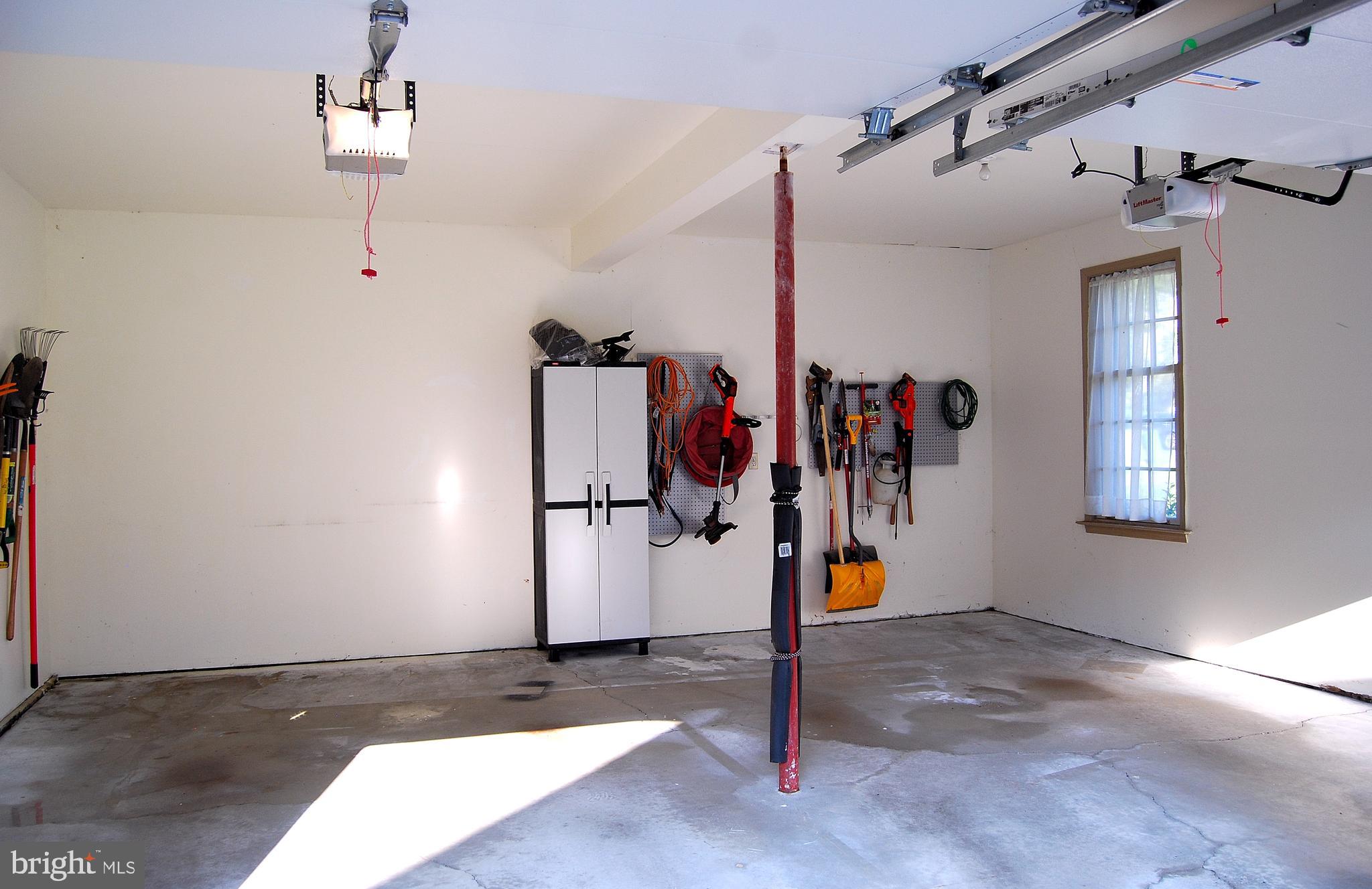 1012 Hartman Road Reading, PA 19606 - Photo 58 of 59 Garage