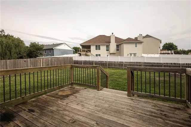 $315,000 | 1415 Kimberly Drive, Warrensburg, MO 64093