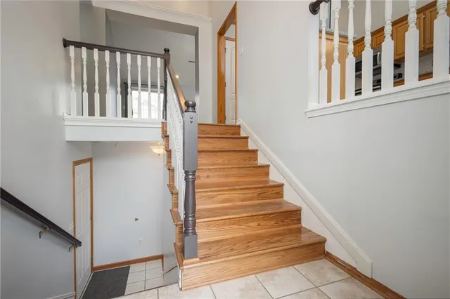 $315,000 | 1415 Kimberly Drive, Warrensburg, MO 64093