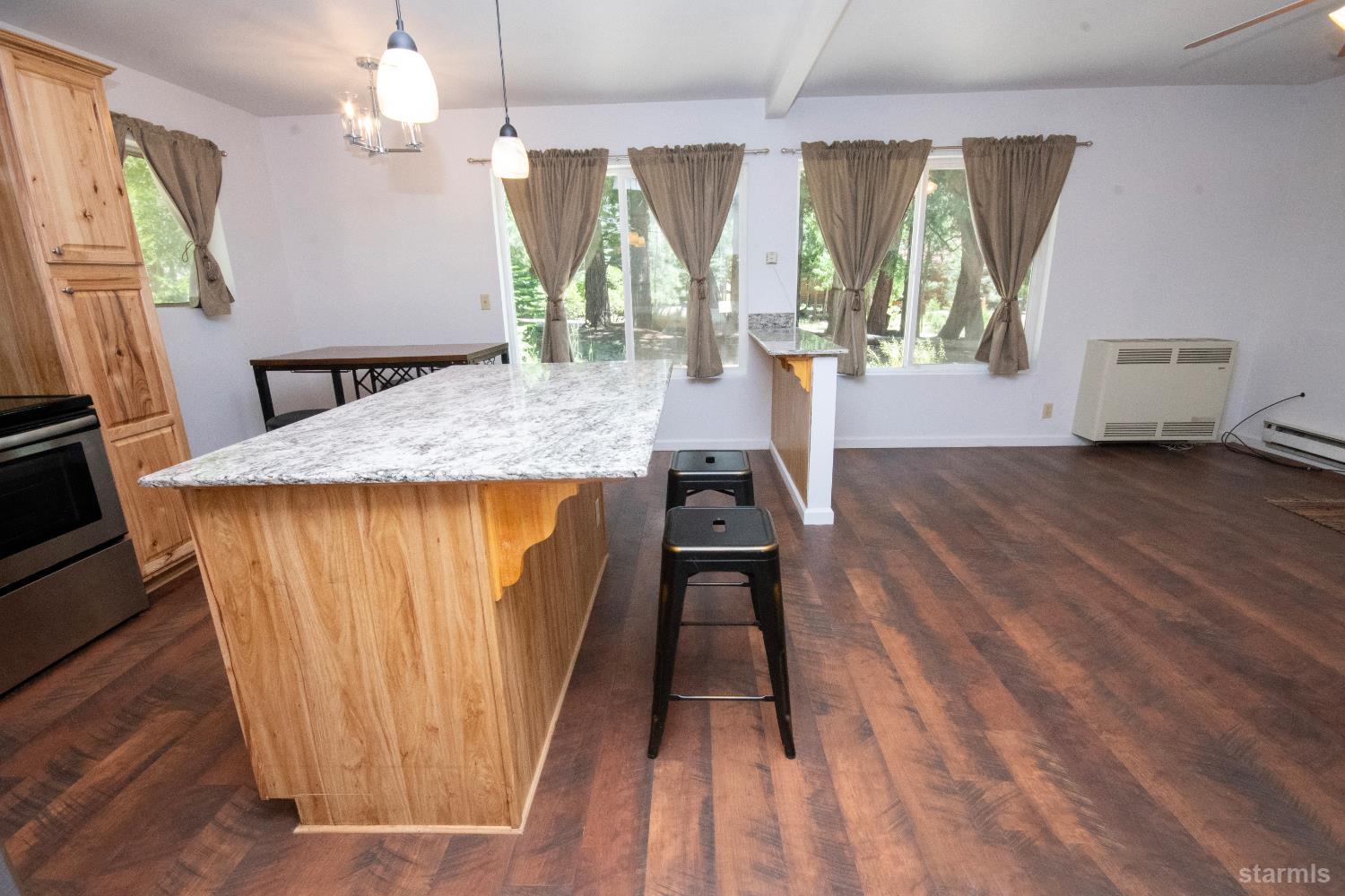 17581 Strawberry Road Twin Bridges, CA 95735 - Photo 8 of 33