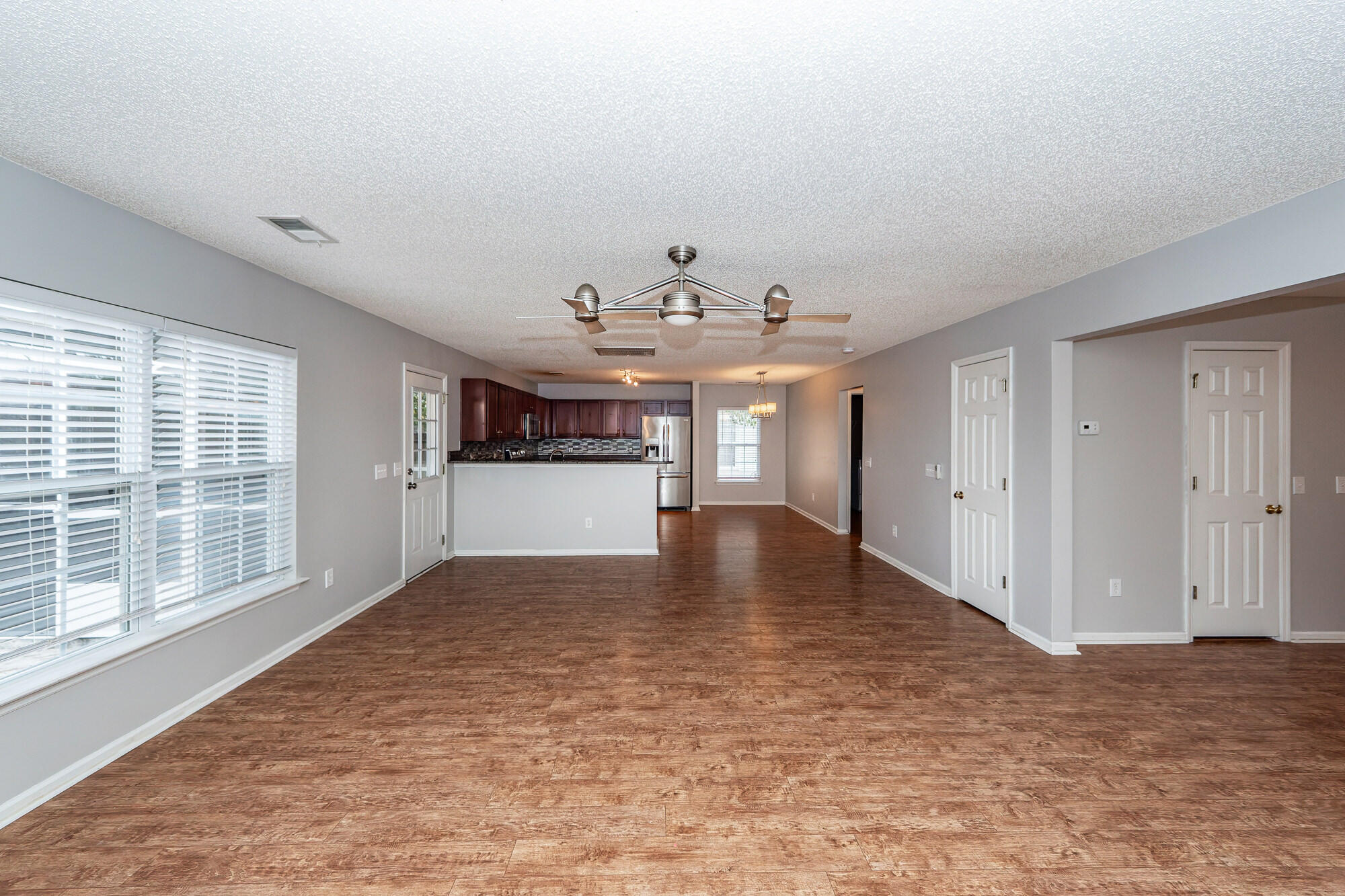 1118 Deerberry Road Hanahan, SC 29445 - Photo 16 of 52 15 (1)