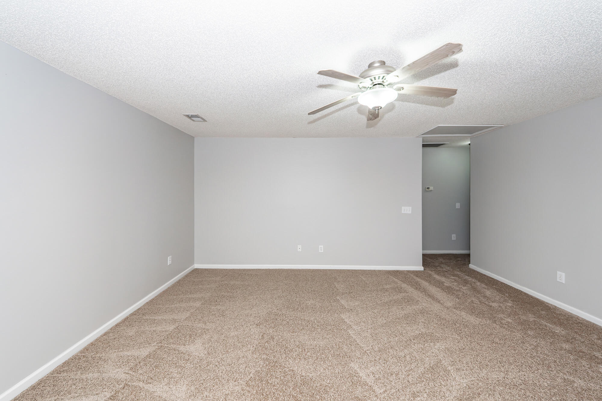 1118 Deerberry Road Hanahan, SC 29445 - Photo 28 of 52 33 (1)