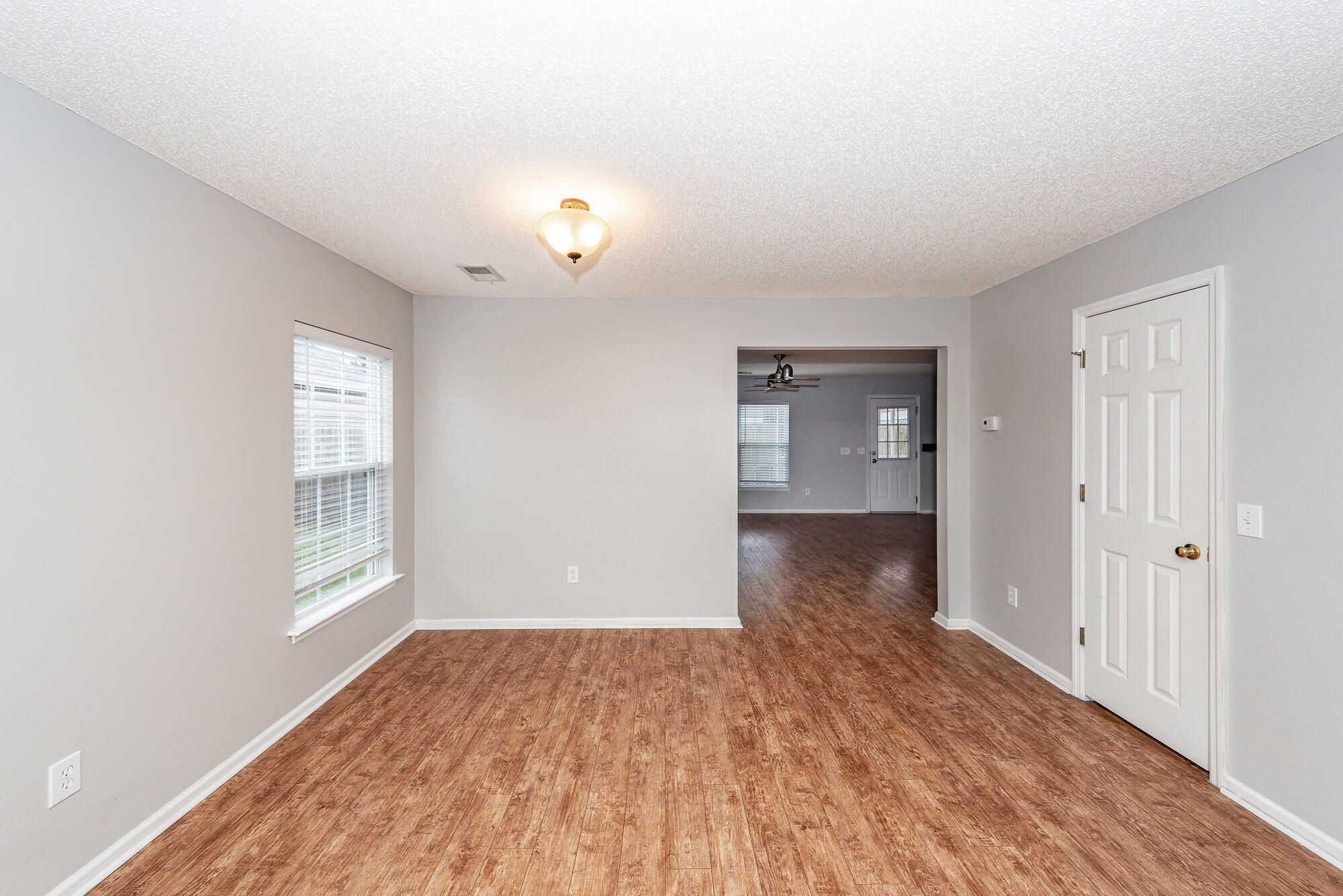 1118 Deerberry Road Hanahan, SC 29445 - Photo 8 of 52 07 (1)