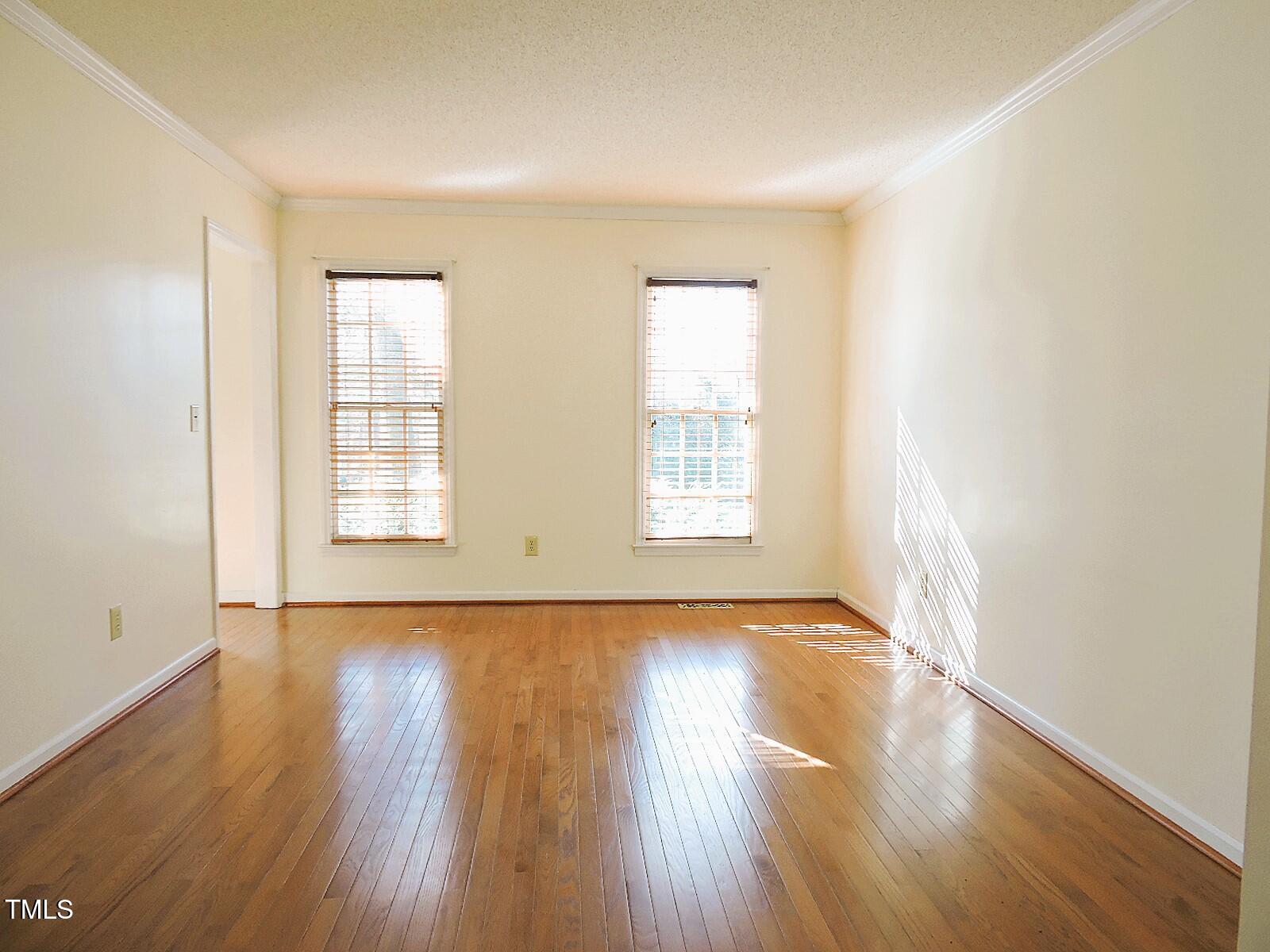 1 Danforth Place Durham, NC 27712 - Photo 6 of 32 6 LR 1