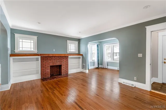 $299,900 | 204 Nassau Avenue, Tonawanda, NY 14217