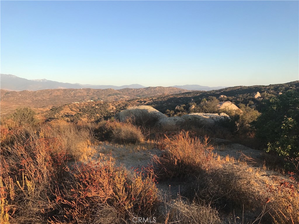 21 Polley Street Nuevo, CA 92567 - Photo 6 of 22 a view of lake