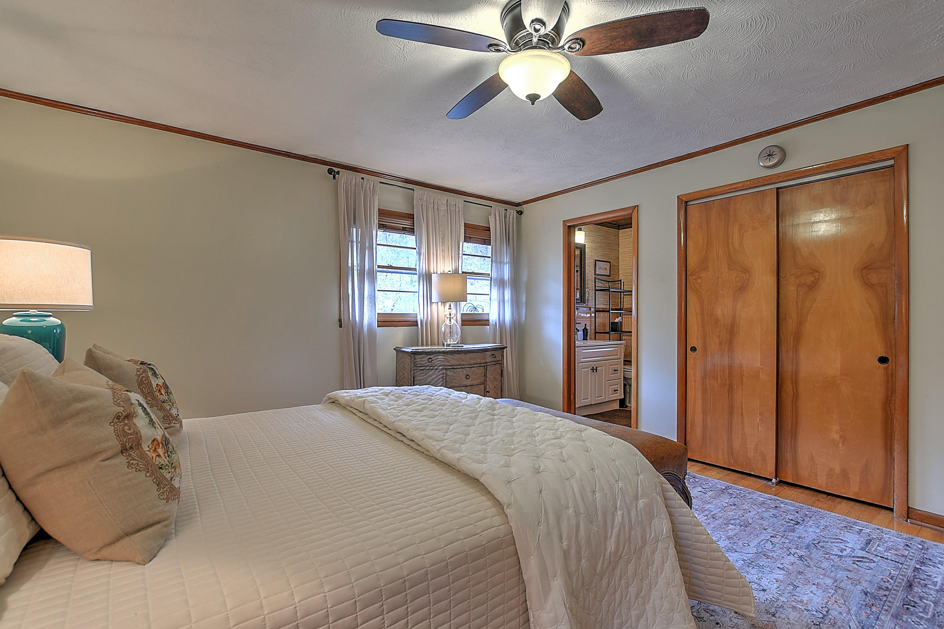 105 Hidden Valley Road Bristol, TN 37620 - Photo 19 of 44 105 HIDDEN VALLEY-20