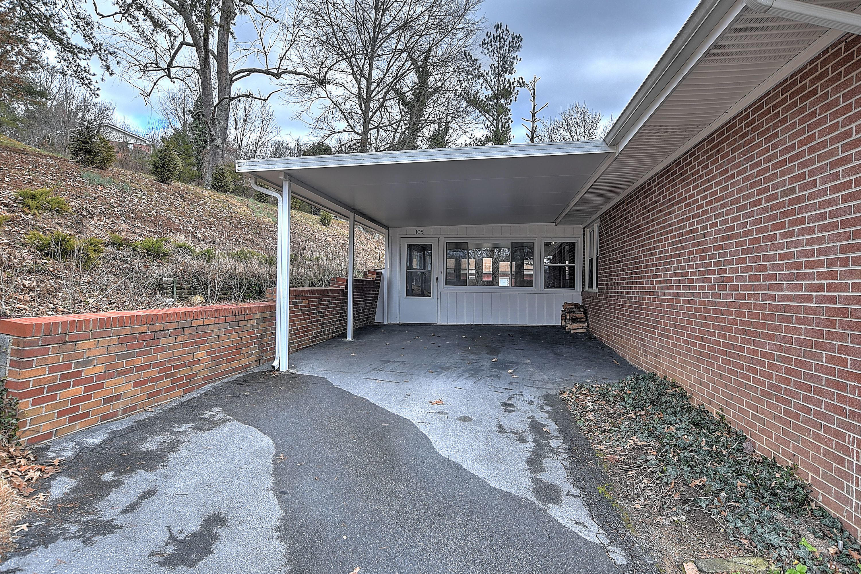 105 Hidden Valley Road Bristol, TN 37620 - Photo 42 of 44 105 HIDDEN VALLEY-43