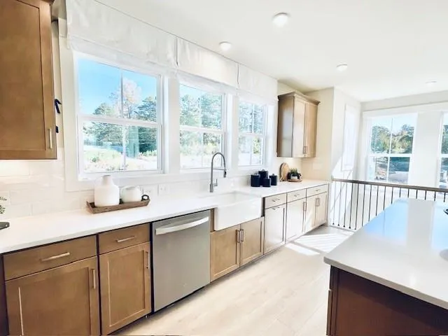 $563,055 | 384 Sunset Hollow Street, Sugar Hill, GA 30518