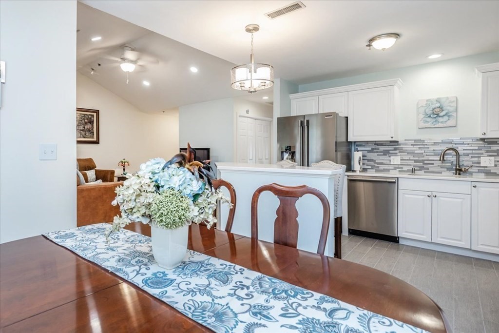 36 Cambridge Road, Unit 35 Woburn, MA 01801 - Photo 14 of 29 Gallery Image 14