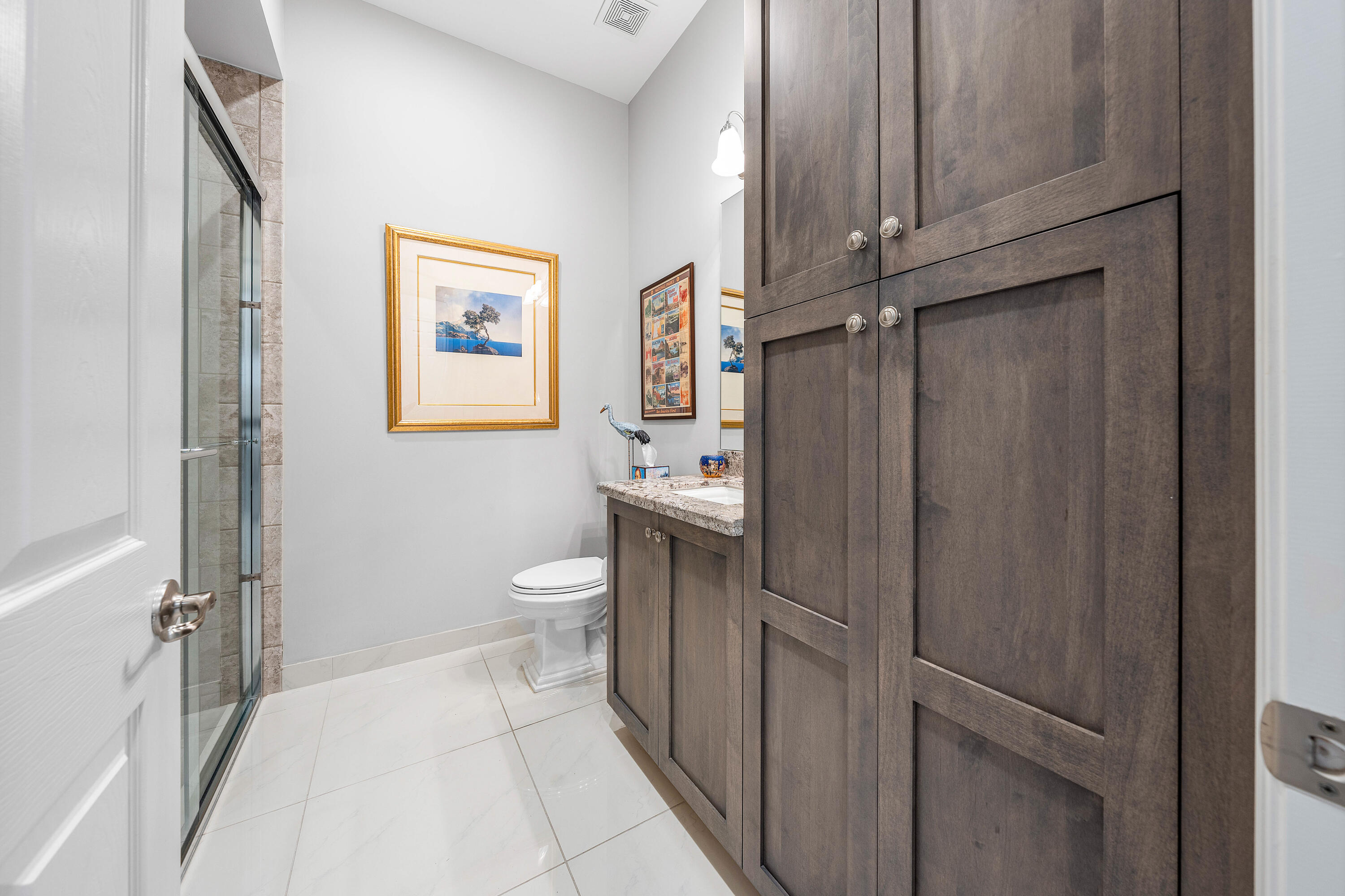 11639 Dawson Range Road Boynton Beach, FL 33473 - Photo 27 of 75 Guest Bath With Built-In Linen Cabinet