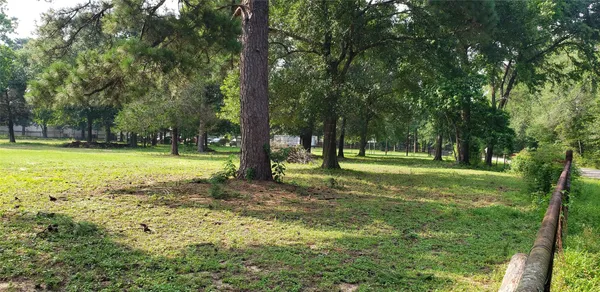 $1,000,000 | 5620 Sapp Road, Conroe, TX 77304