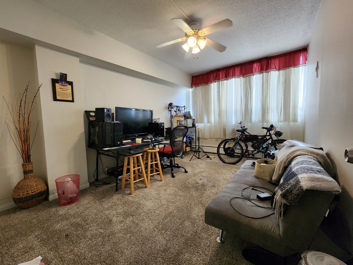 8815 West Golf Road, Unit 1I Niles, IL 60714 - Photo 14 of 27 Gallery Image 14
