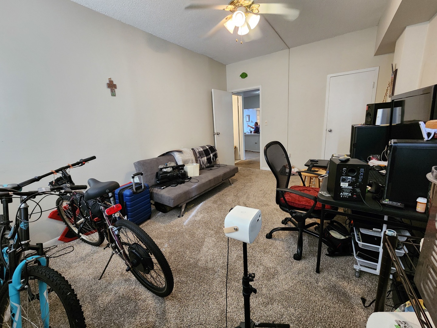 8815 West Golf Road, Unit 1I Niles, IL 60714 - Photo 15 of 27 Gallery Image 15