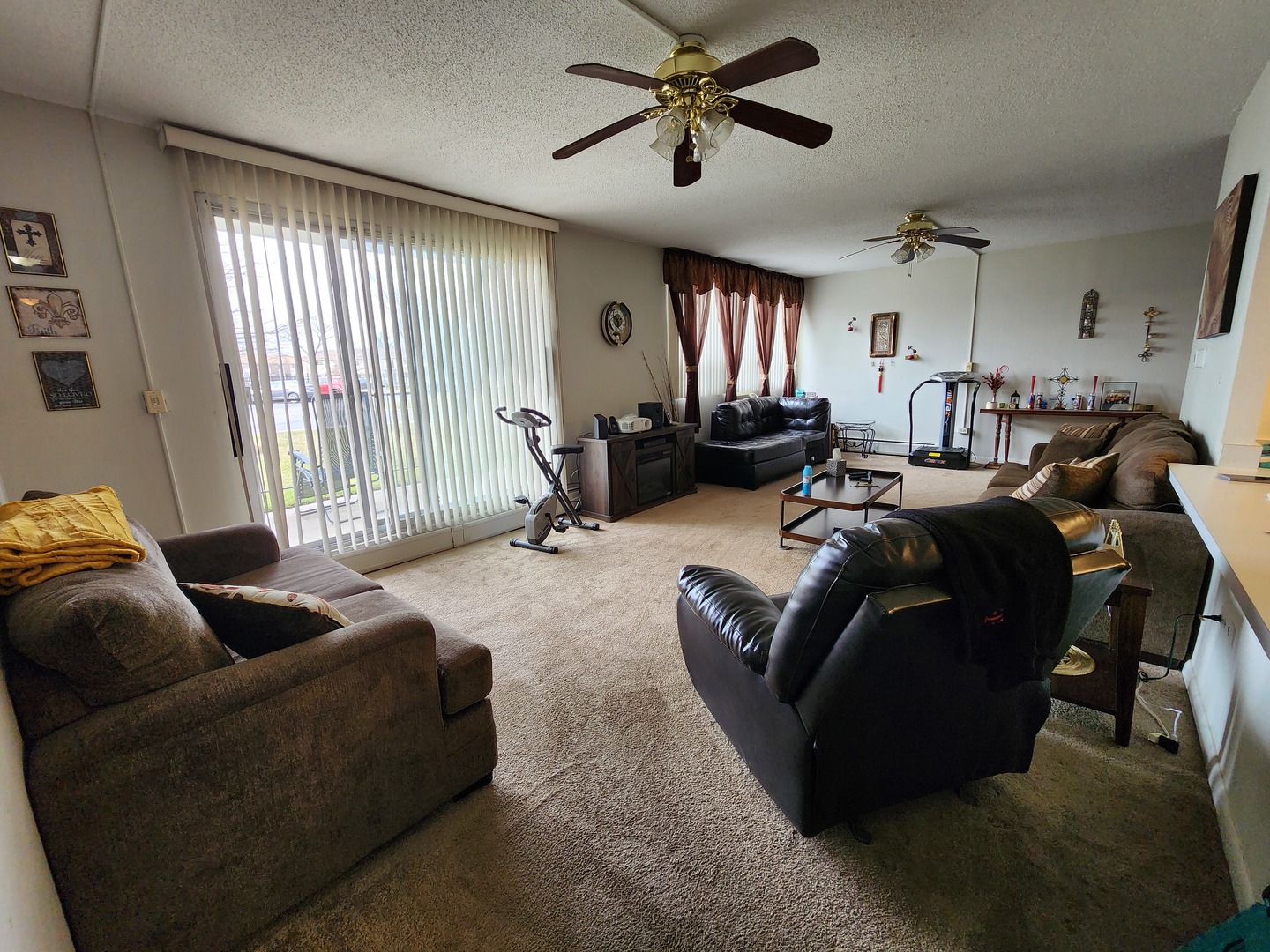 8815 West Golf Road, Unit 1I Niles, IL 60714 - Photo 22 of 27 Gallery Image 22