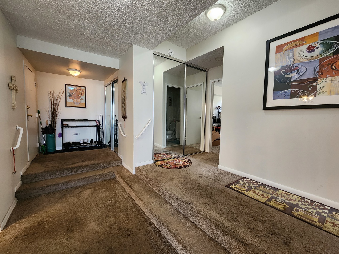 8815 West Golf Road, Unit 1I Niles, IL 60714 - Photo 8 of 27 Gallery Image 8