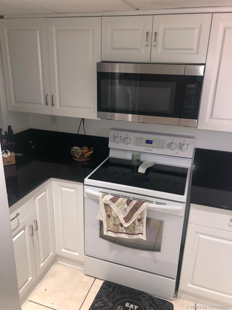 3895 West 9th Way, Unit 14 Hialeah, FL 33012 - Photo 7 of 15