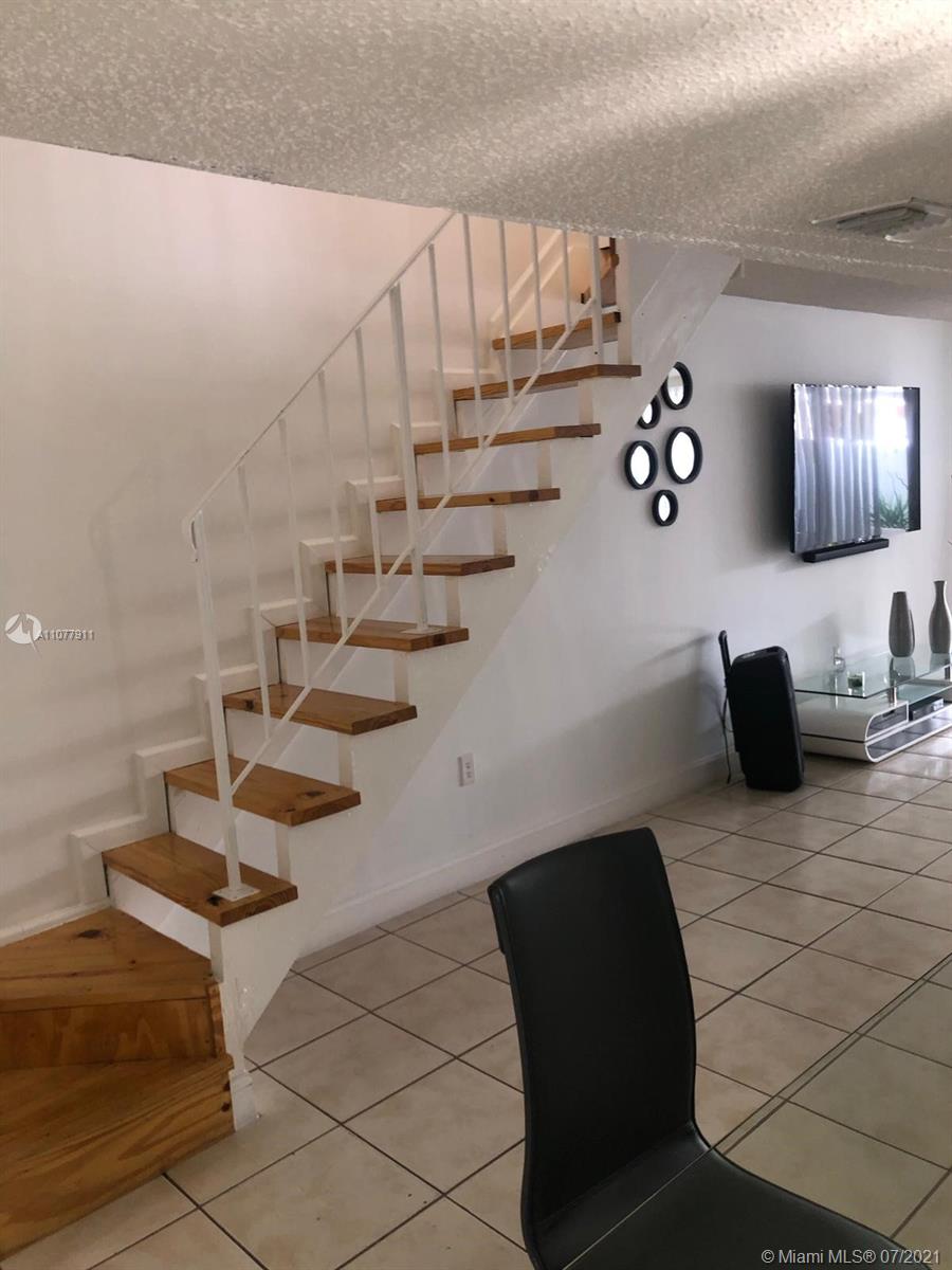 3895 West 9th Way, Unit 14 Hialeah, FL 33012 - Photo 8 of 15