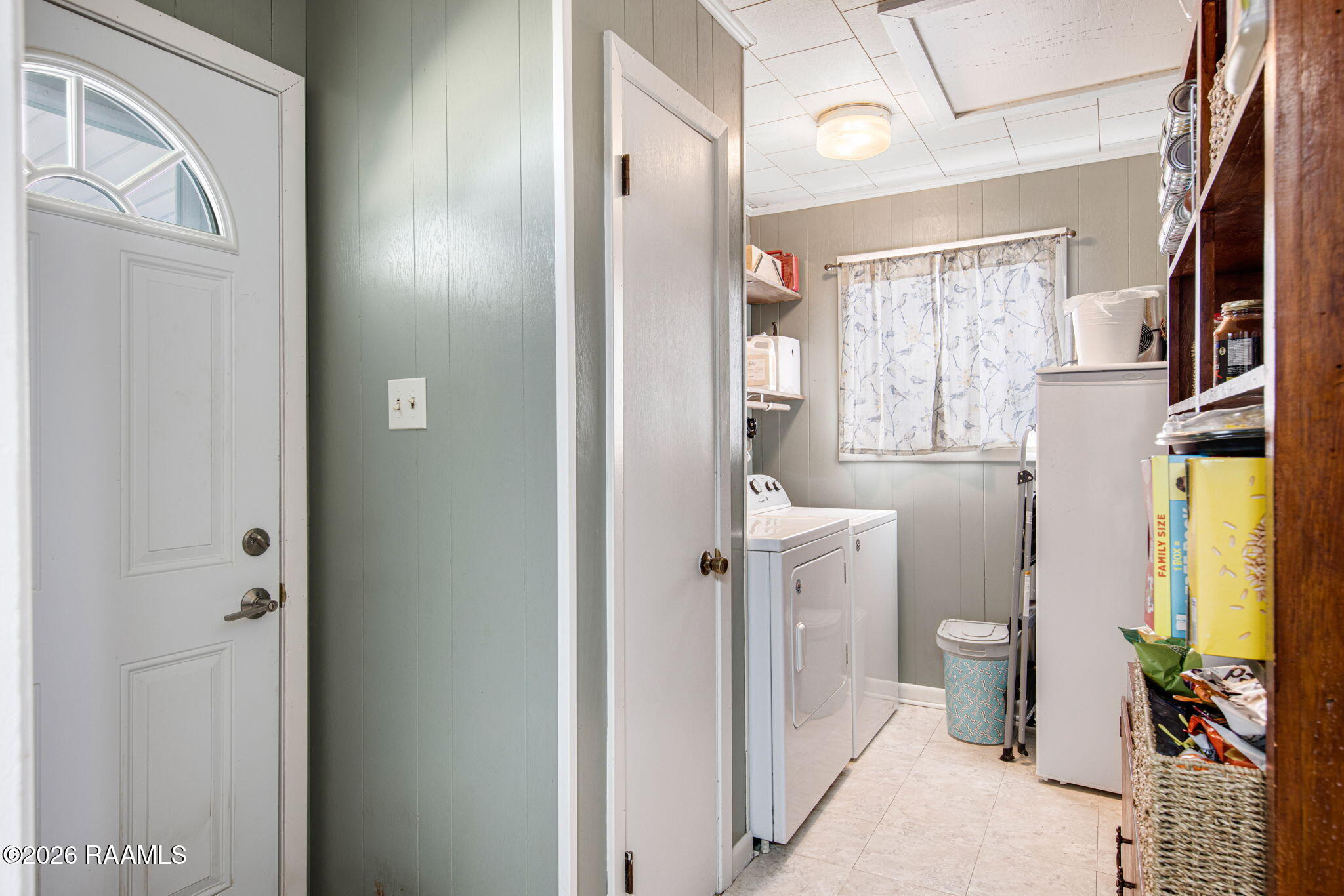 4305 Vida Shaw Road New Iberia, LA 70563 - Photo 13 of 24 Utility Room