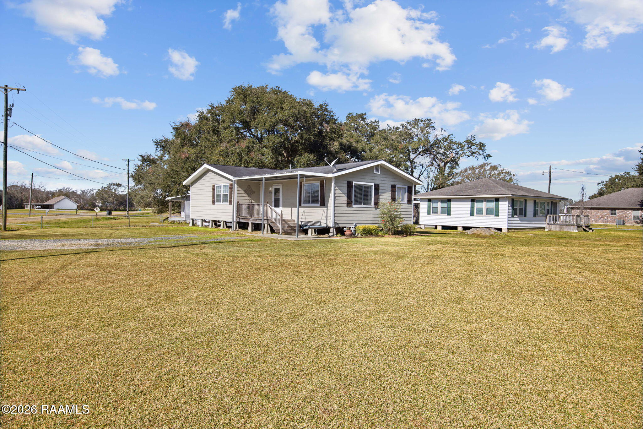 4305 Vida Shaw Road New Iberia, LA 70563 - Photo 24 of 24 Front View