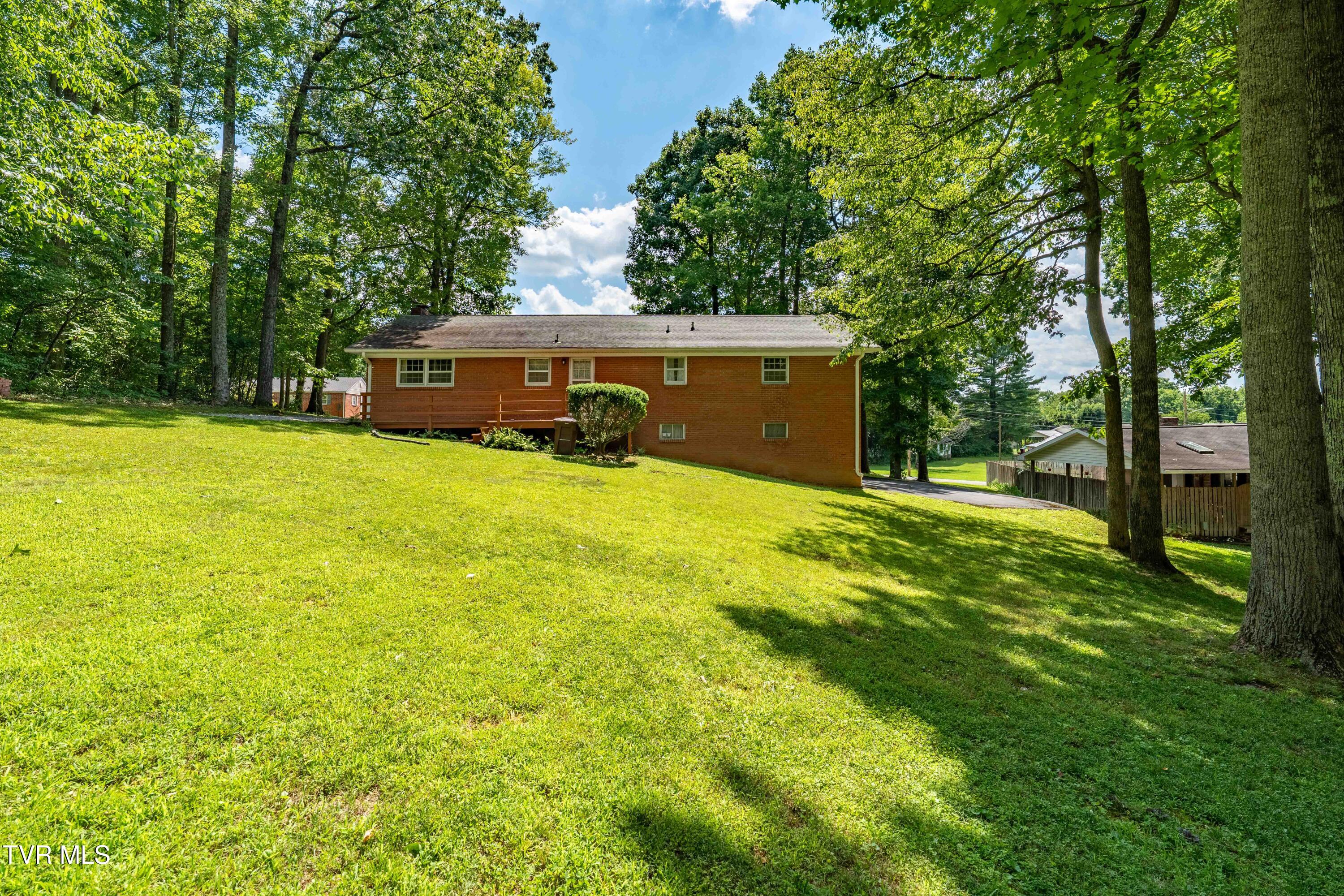 1903 Triangle Road Johnson City, TN 37604 - Photo 71 of 80 1903 Triangle Rd (36 of 80)