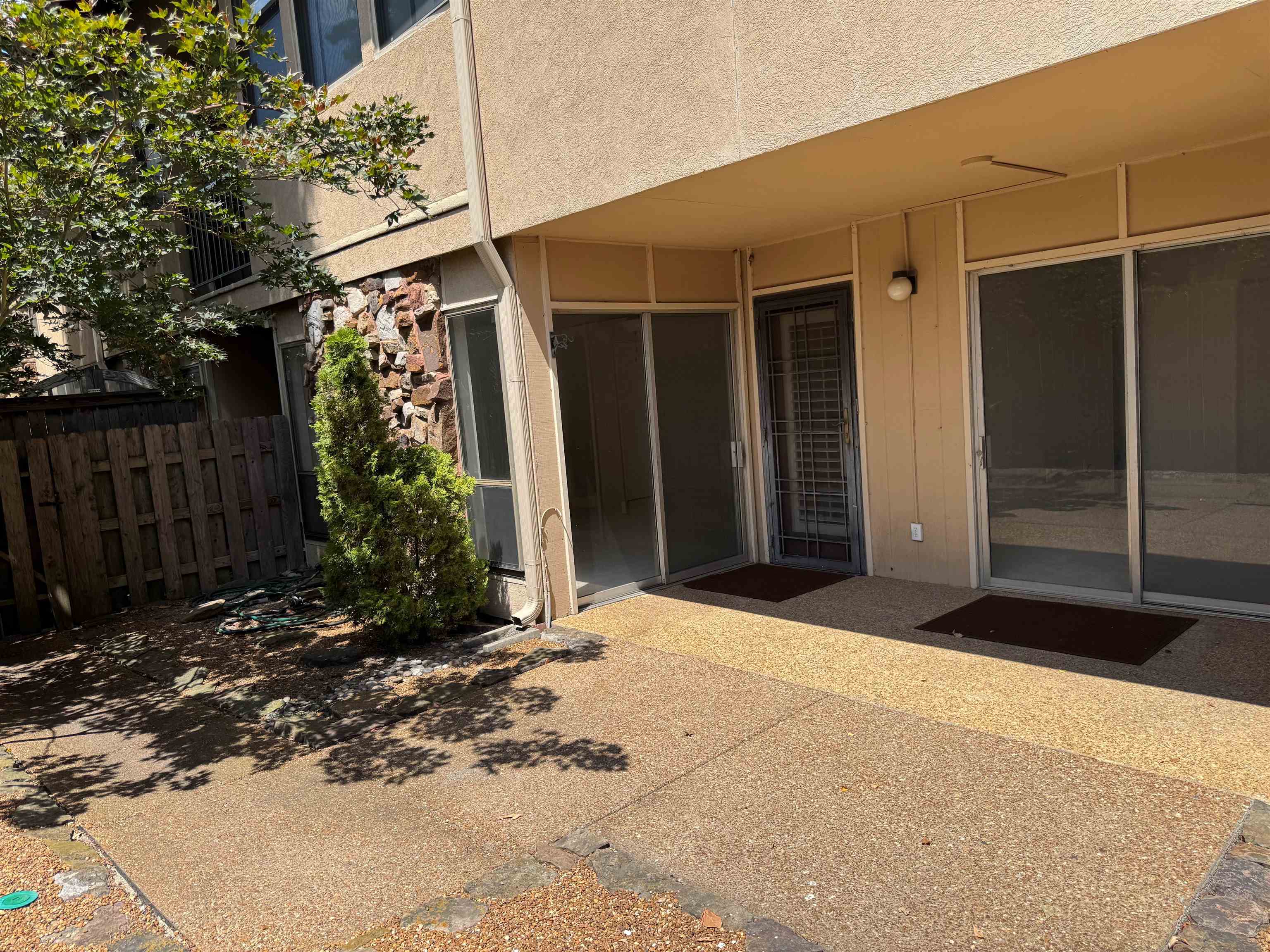 455 South Perkins Road, Unit 3 Memphis, TN 38117 - Photo 27 of 33 a view of a house with a backyard