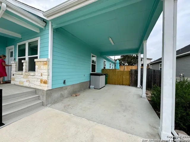 a view of a house with porch