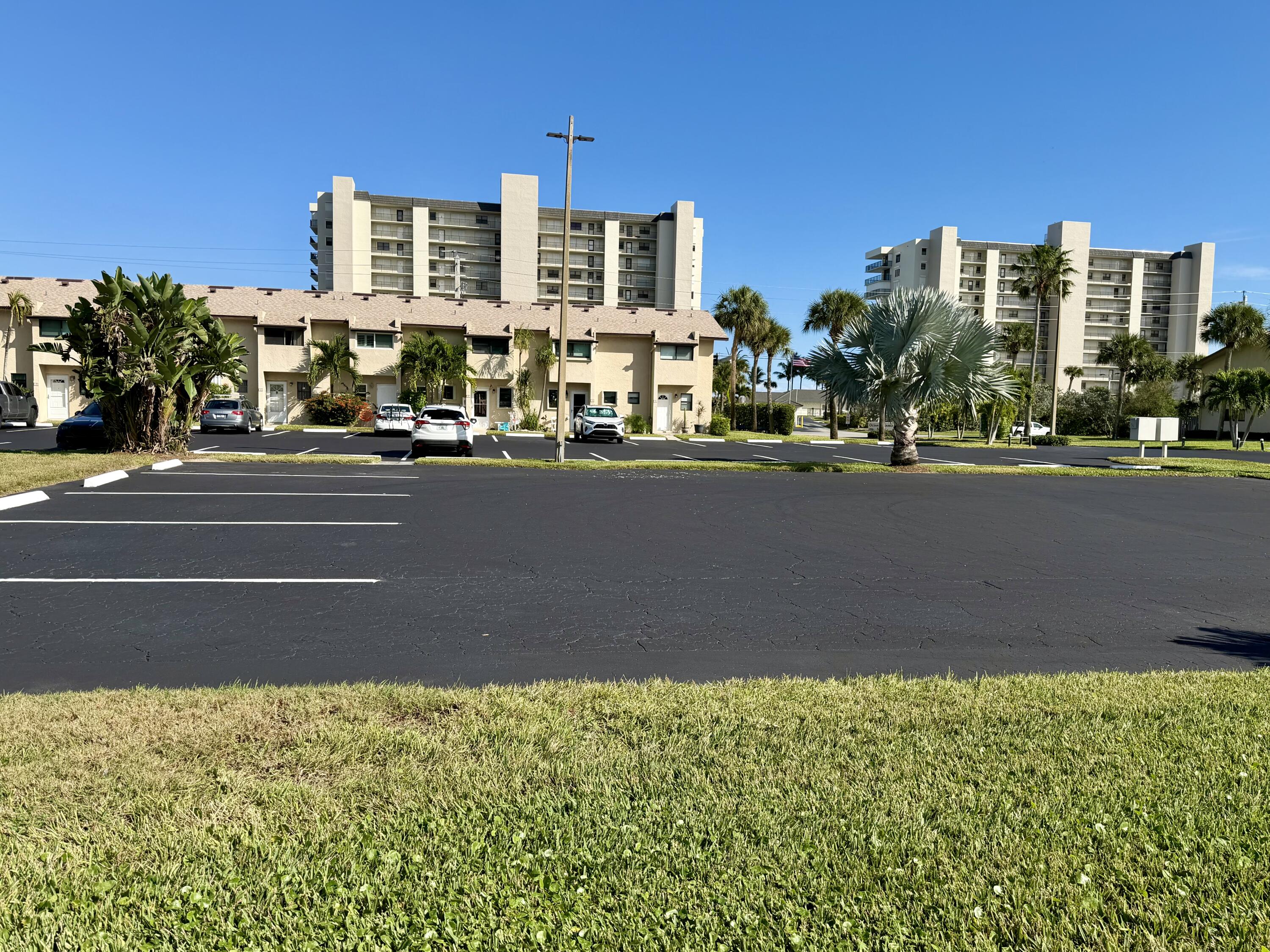 4235 North Hwy A1A, Unit 14 Hutchinson Island, FL 34949 - Photo 34 of 36