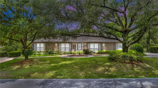 $215,000 | 820 South Hill Avenue, Unit 40, Deland, FL 32724