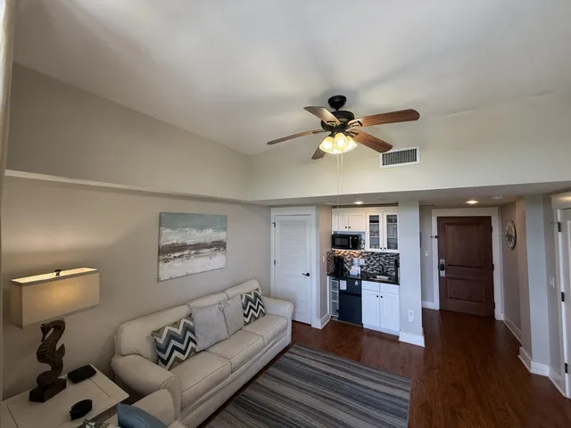 $269,000 | 9100 Baytowne Wharf Boulevard, Unit 471, Miramar Beach, FL 32550