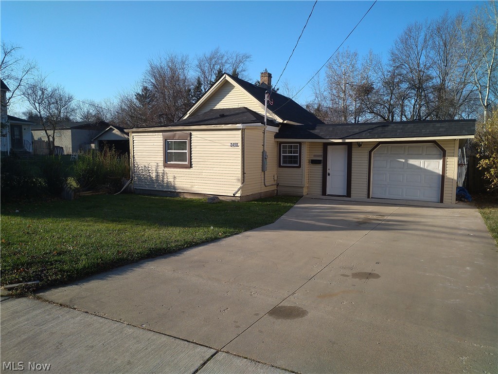 2450 Vestal Road Youngstown, OH 44509 - Photo 1 of 17