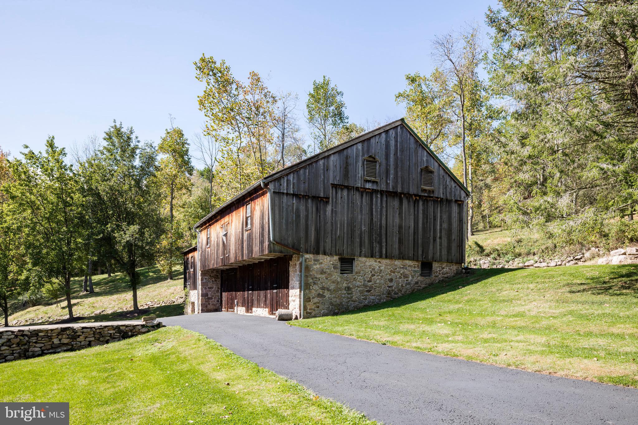 141 Hopewell Road Elverson, PA 19520 - Photo 24 of 30 Gallery Image 24