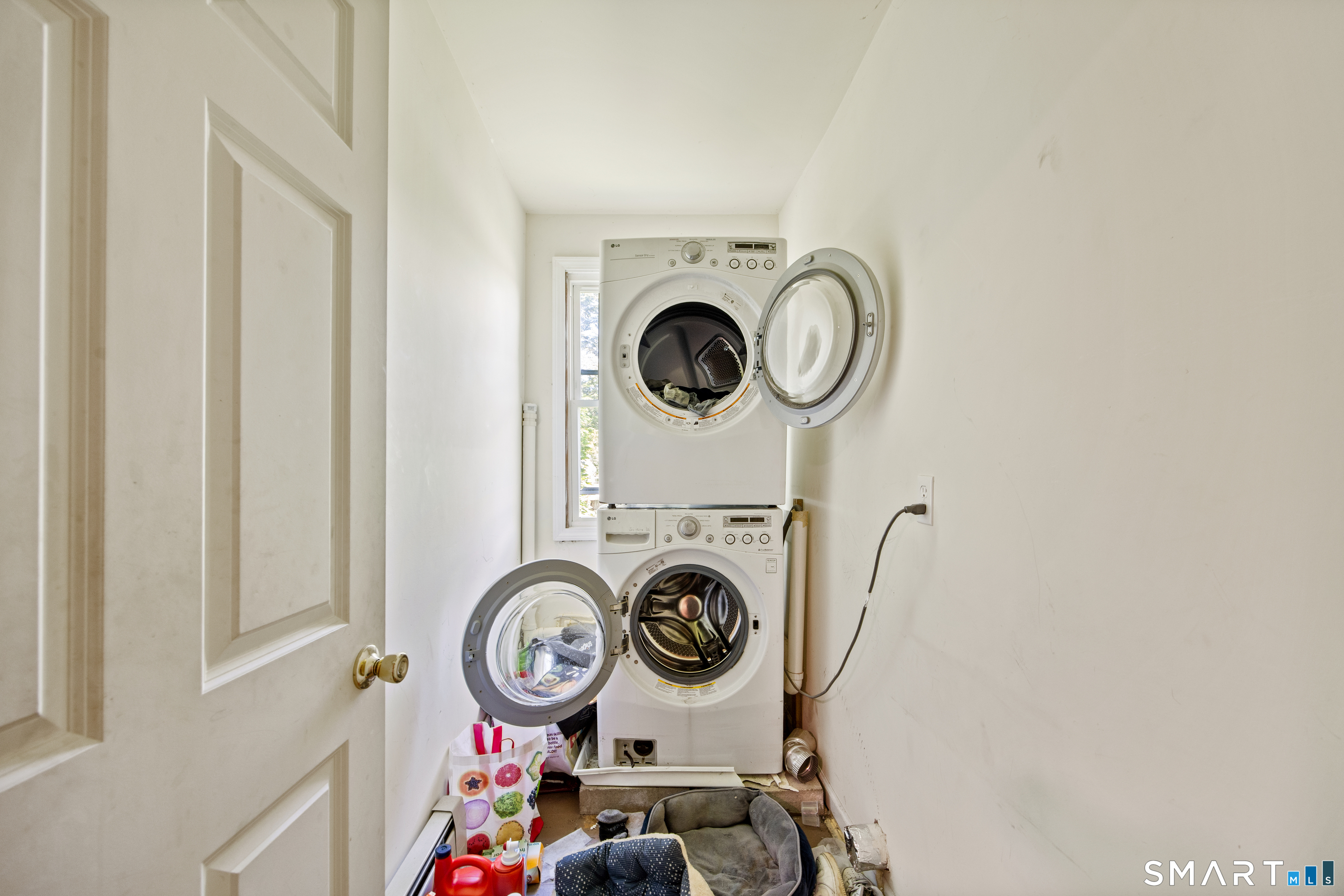 2 Hazel Street Waterbury, CT 06704 - Photo 27 of 30