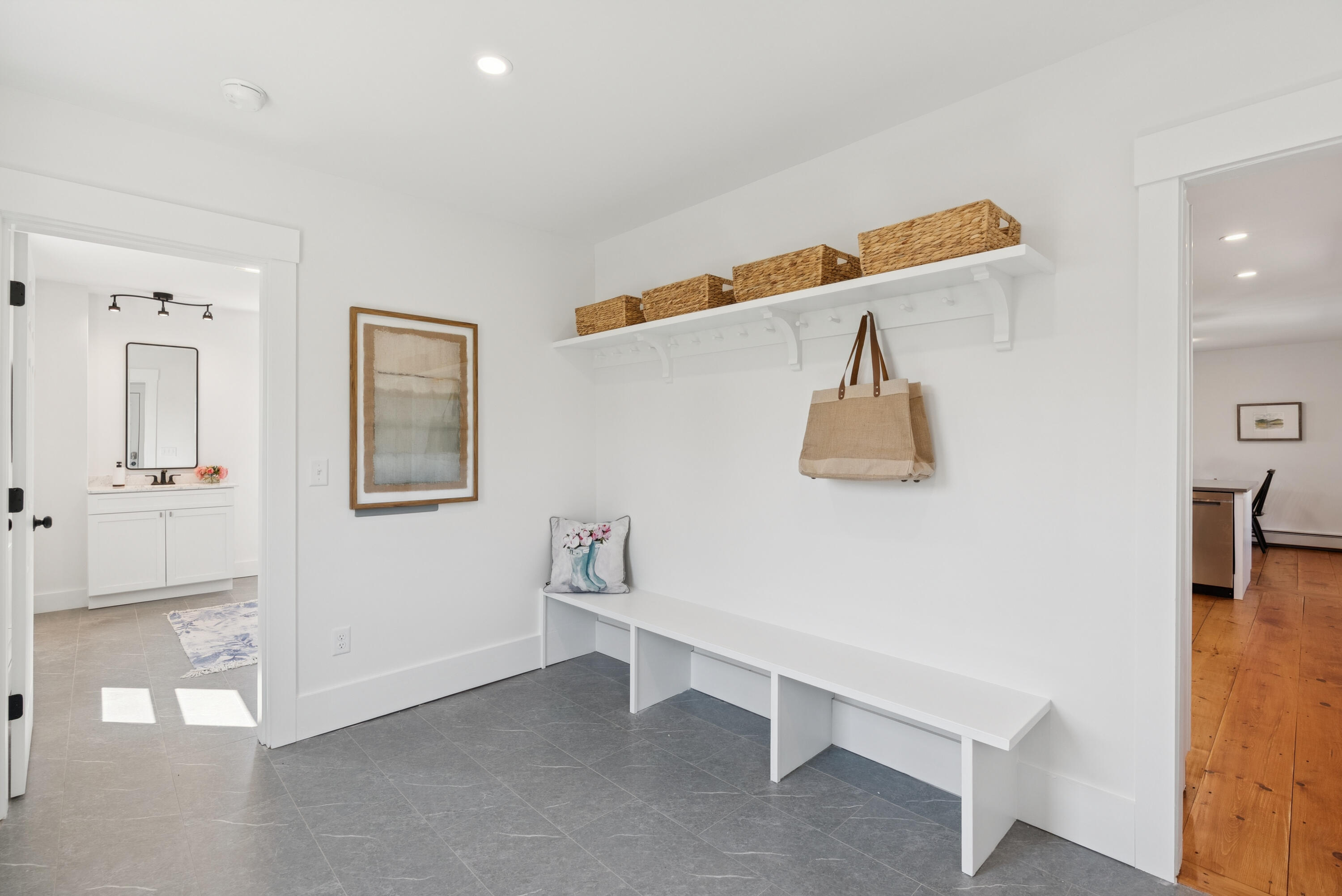 133 Longwoods Road Cumberland, ME 04021 - Photo 5 of 38 DSC06003