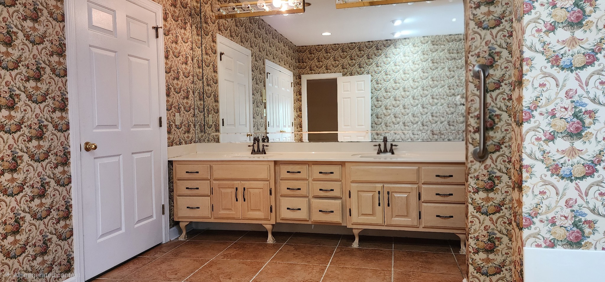 1128 Fairways Lebanon, TN 37087 - Photo 31 of 48 a bathroom with a sink and a mirror