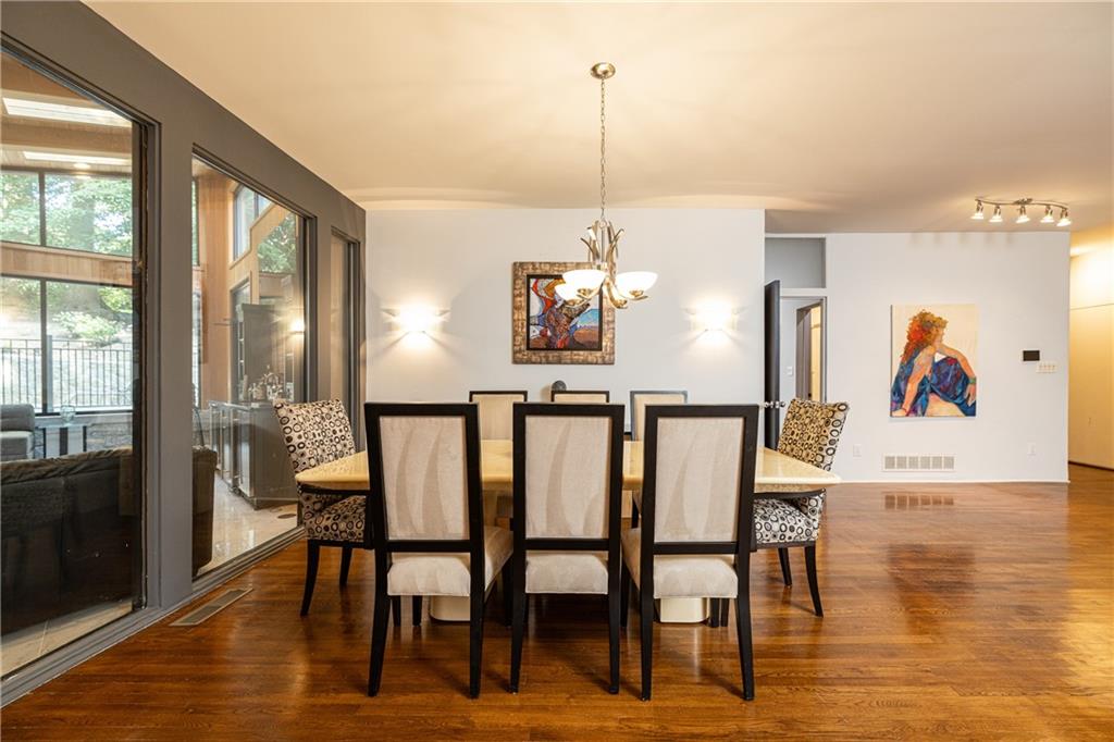 770 Kings Way Northwest Atlanta, GA 30327 - Photo 13 of 49