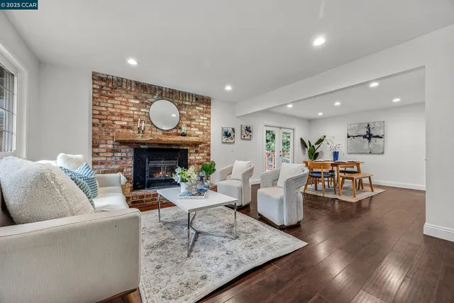 $699,000 | 971 West Green Street, Martinez, CA 94553