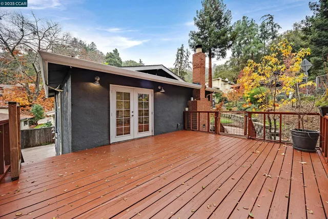 $699,000 | 971 West Green Street, Martinez, CA 94553