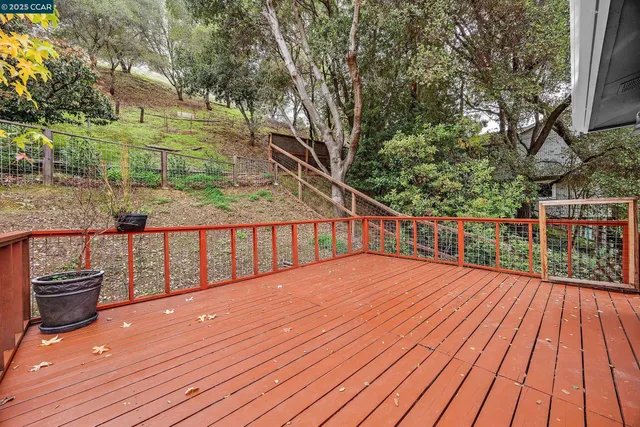 $699,000 | 971 West Green Street, Martinez, CA 94553