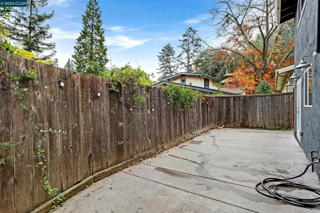 $699,000 | 971 West Green Street, Martinez, CA 94553