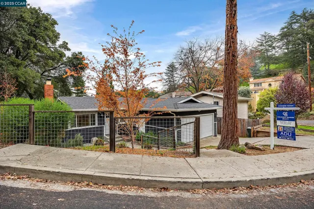 $699,000 | 971 West Green Street, Martinez, CA 94553