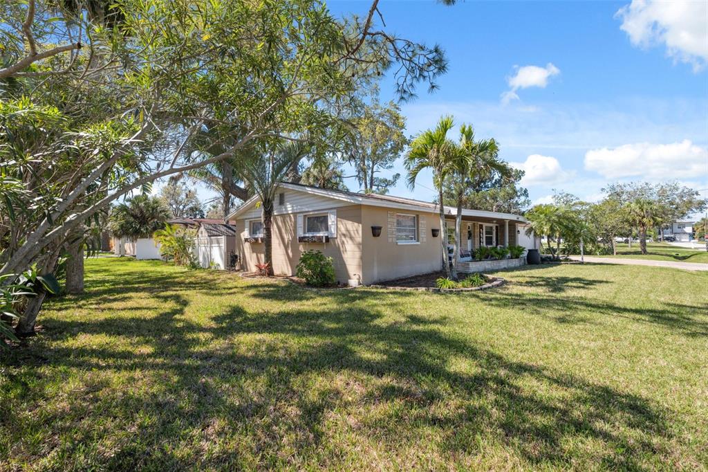 5442 Miles Boulevard Port Richey, FL 34668 - Photo 5 of 45 Gallery Image 5