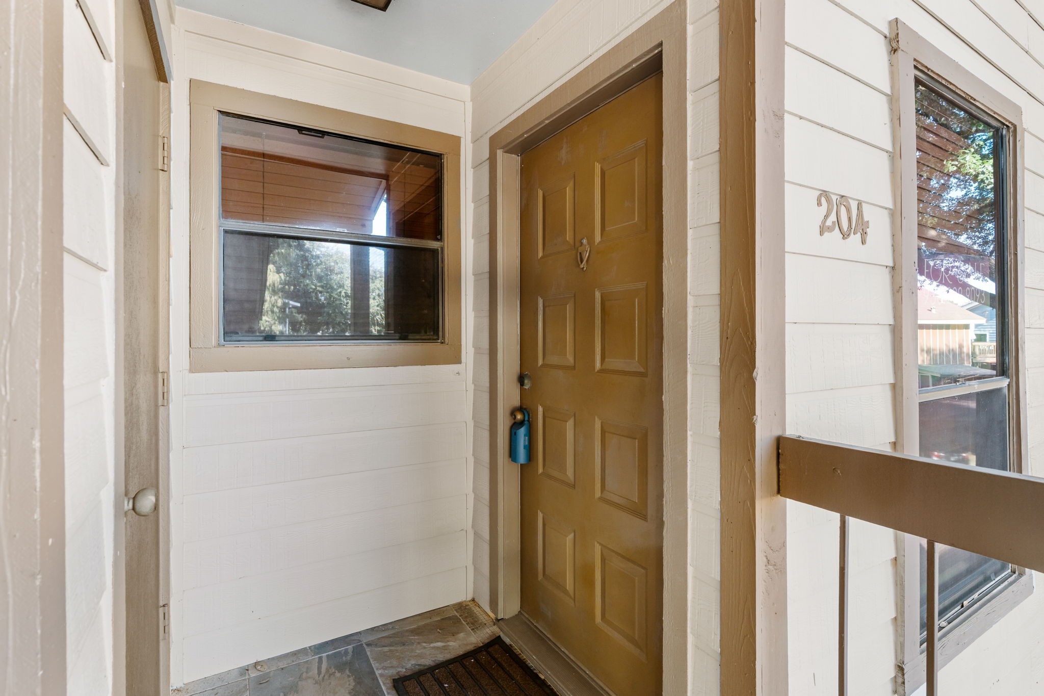 204 Lakeview Terrace, Unit G Conroe, TX 77356 - Photo 7 of 26