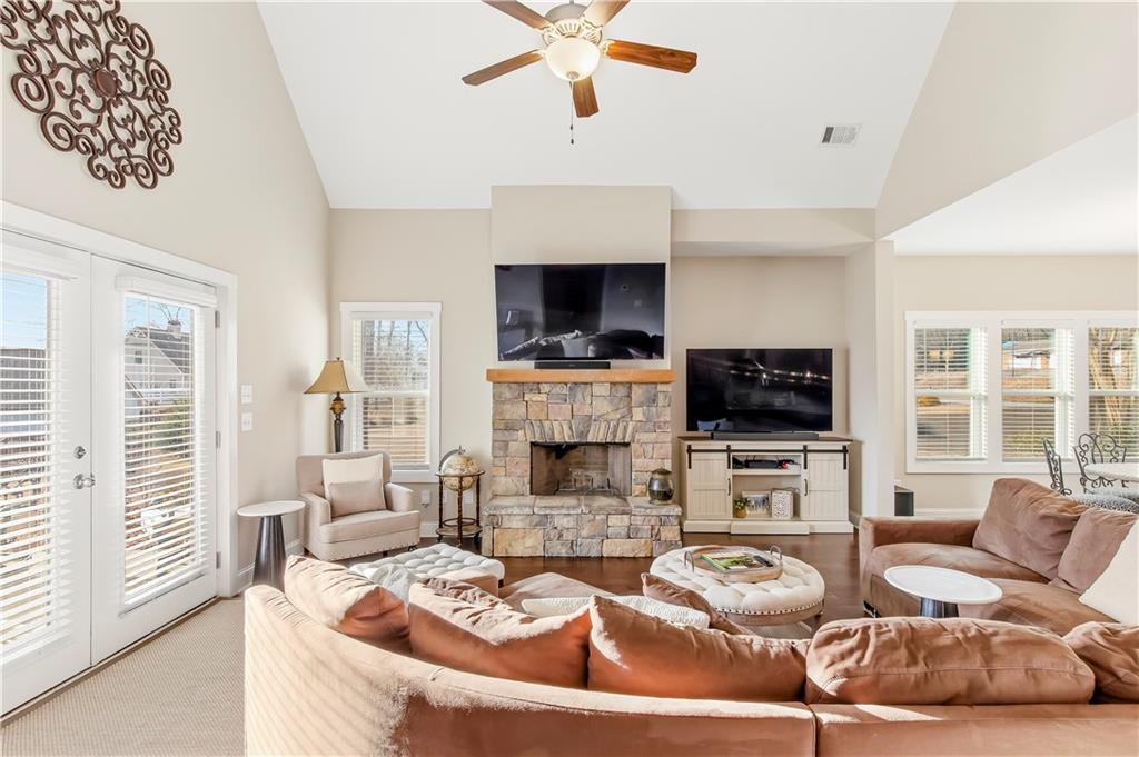 40 East 2nd Street Newnan, GA 30263 - Photo 14 of 58